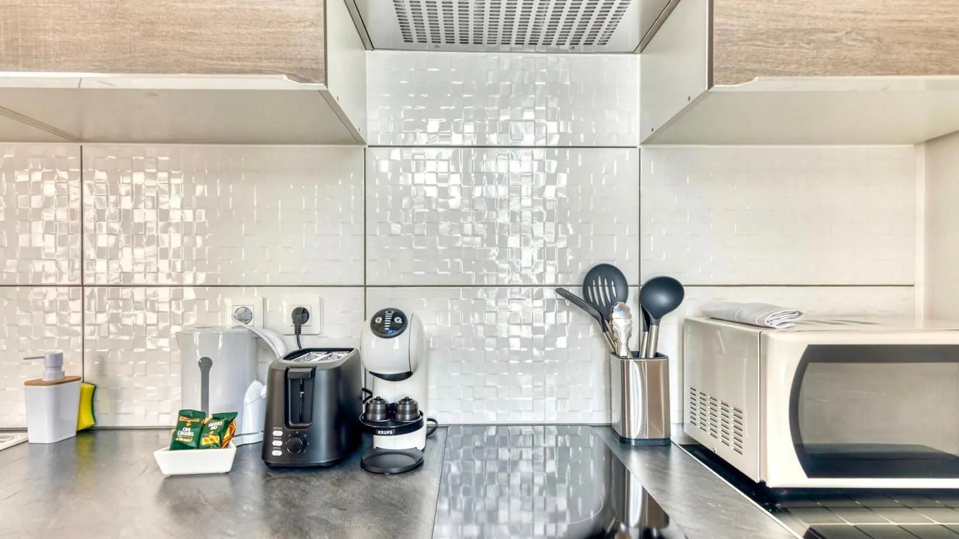 Le Martini - Agreable Studio Au Brotteaux Metro B Lyon Apartment